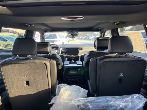 New 2026 Jeep Grand Wagoneer Limited image 26