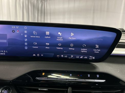 Used 2025 Buick Enclave Avenir w/ Super Cruise Package AWD/4WD image 17