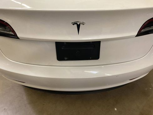 Used 2019 Tesla Model 3 Standard Range RWD image 19