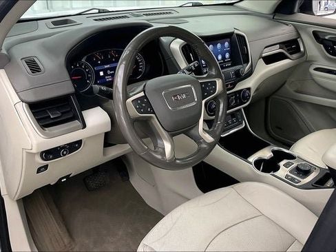 Used 2020 GMC Terrain Denali w/ GMC Pro Grade Package AWD/4WD image 17