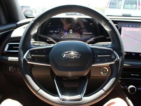 New 2026 Chevrolet Traverse LT w/ Midnight/Sport Edition FWD image 36