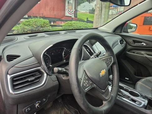 Used 2024 Chevrolet Equinox Premier AWD/4WD image 10