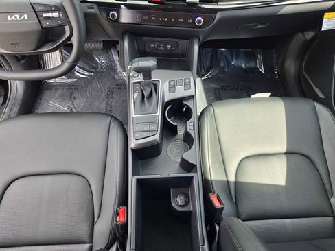 New 2026 Kia Sportage EX FWD image 20