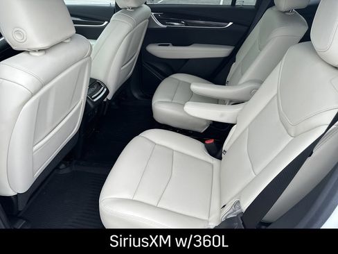 Certified 2025 Cadillac XT6 Sport w/ Technology Package AWD/4WD image 12