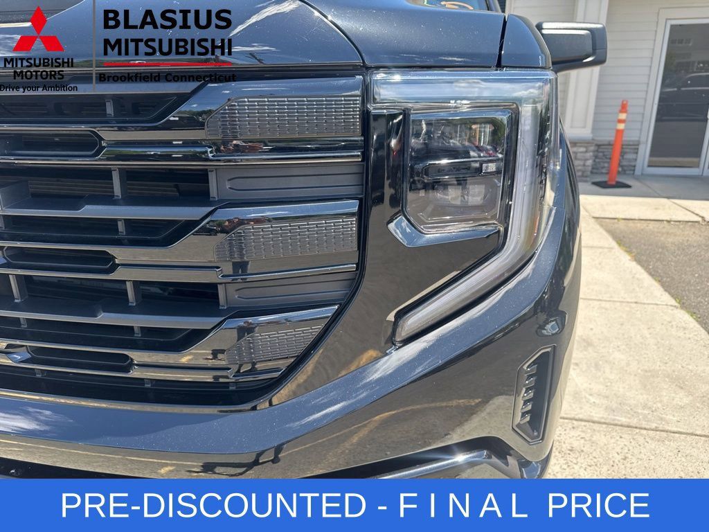 Used 2024 GMC Sierra 1500 Elevation AWD/4WD image 19