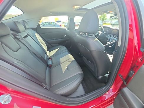 Used 2023 Hyundai Elantra Limited w/ Cargo Package FWD image 31