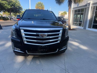 Used 2019 Cadillac Escalade Luxury