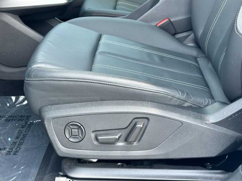 Used 2023 Audi Q4 e-tron Prestige w/ Black Optic Package AWD/4WD image 19