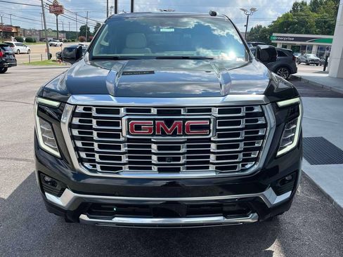 New 2026 GMC Yukon Denali w/ Sun & Power Step Package AWD/4WD image 8