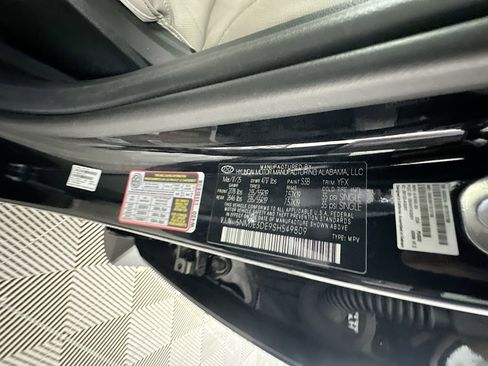 Used 2025 Hyundai Tucson Limited image 12