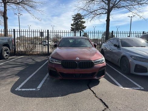 Used 2023 BMW M550i xDrive w/ Executive Package image 2