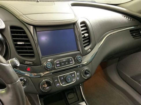 Used 2014 Chevrolet Impala LTZ image 20