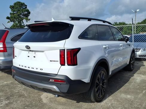 Used 2021 Kia Sorento SX Prestige AWD/4WD image 2