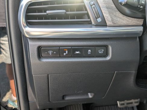 Used 2022 Kia Telluride SX w/ SX Prestige Package AWD/4WD image 24