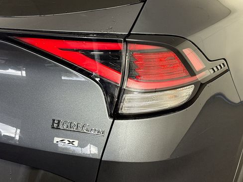 Used 2023 Kia Sportage EX image 34