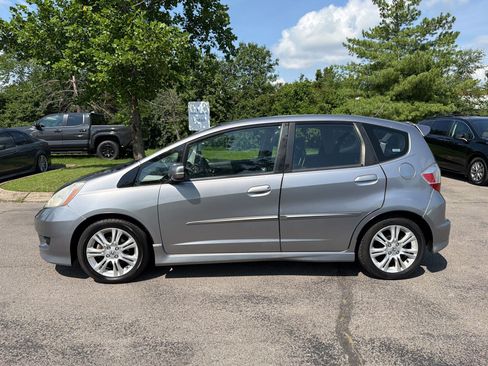 Used 2009 Honda Fit Sport image 2