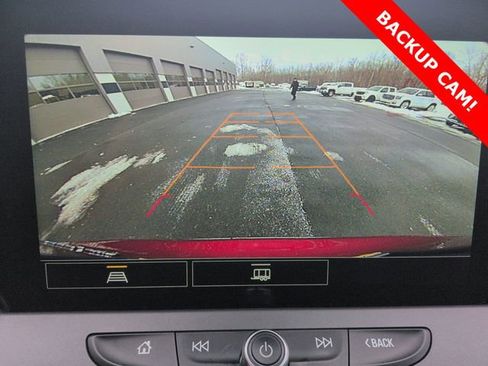 Used 2023 Chevrolet Blazer LT image 15