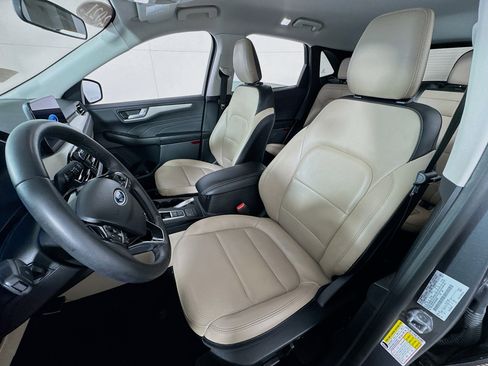 Used 2021 Ford Escape SEL image 14