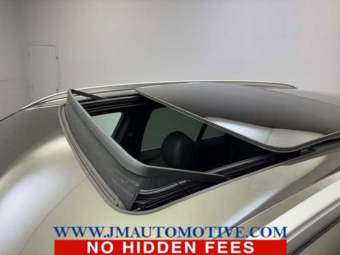 Used 2023 BMW X5 xDrive40i AWD/4WD image 11