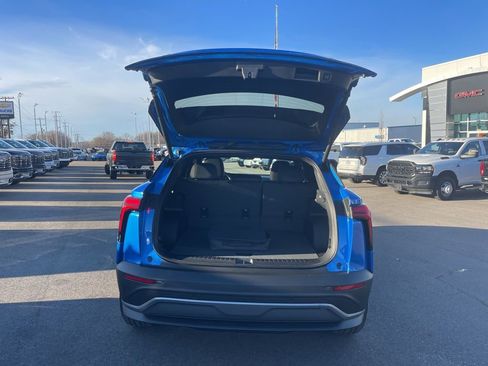 Used 2025 Chevrolet Blazer EV LT w/ Super Cruise Package image 24