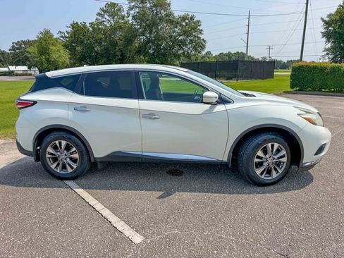 Used 2015 Nissan Murano S AWD/4WD image 2