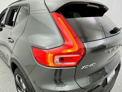New 2026 Volvo XC40 B5 Plus w/ Climate Package AWD/4WD image 31