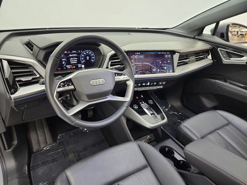 Used 2024 Audi Q4 e-tron Premium Plus w/ Premium Plus image 9