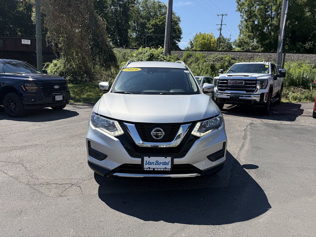 Used 2019 Nissan Rogue SV w/ Premium Package AWD/4WD image 11