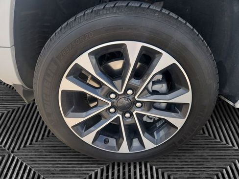 Used 2021 Jeep Grand Cherokee L Overland w/ Luxury Tech Group IV image 14