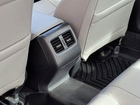 Certified 2020 Honda Accord EX-L image 10