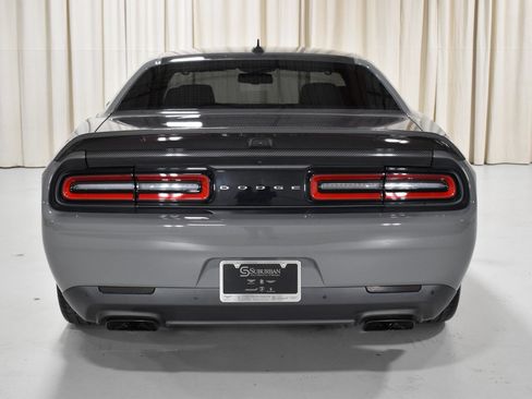 Used 2019 Dodge Challenger SRT Hellcat Redeye RWD image 6