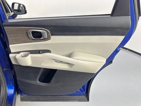 Used 2021 Kia Sorento EX image 44