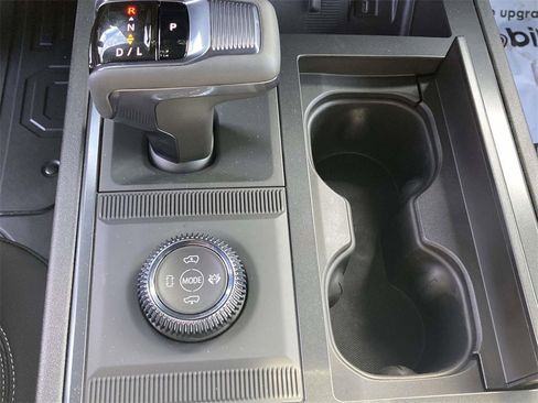 New 2026 GMC Hummer EV SUV image 23