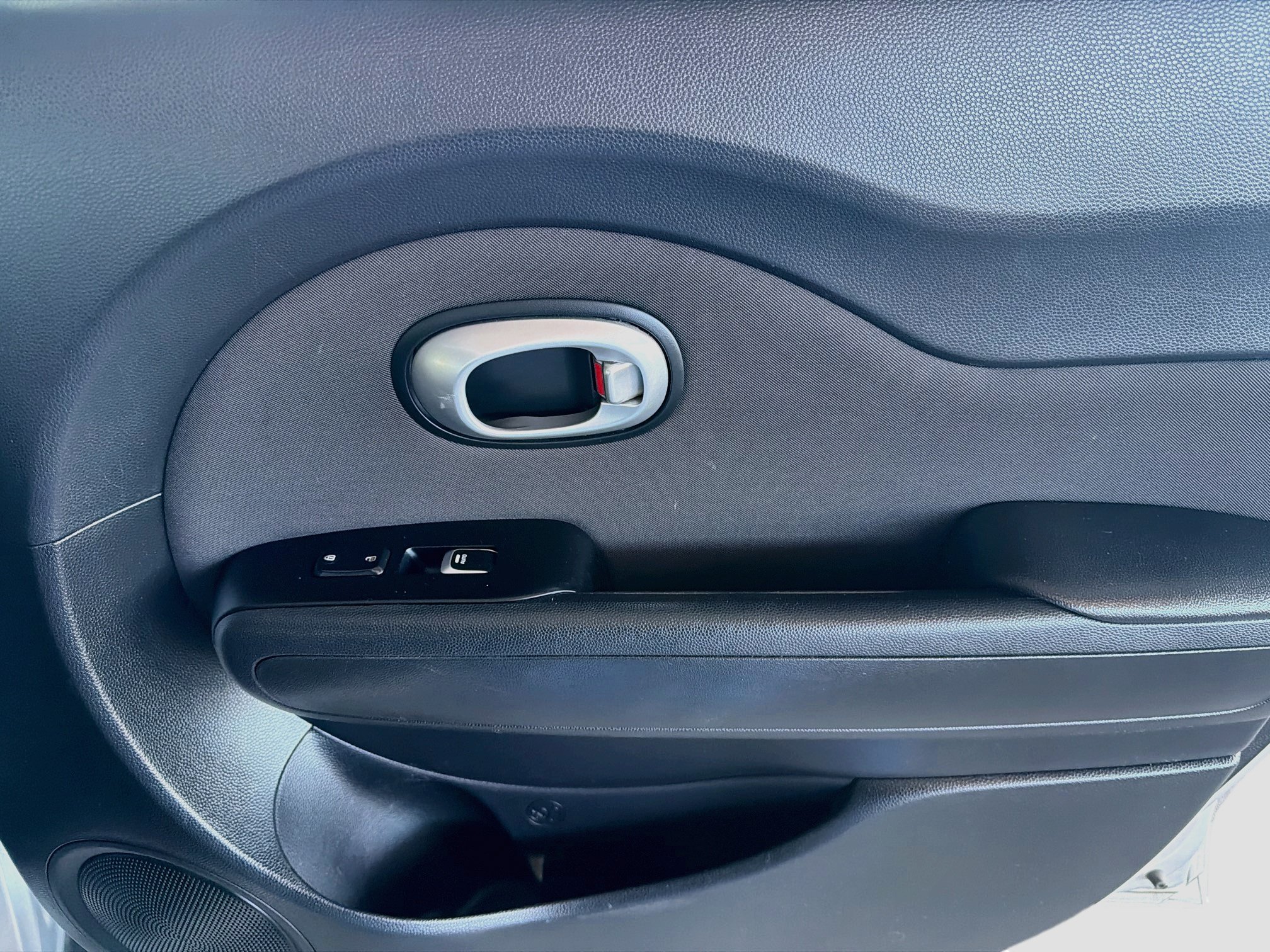 Used 2019 Kia Soul + FWD image 30