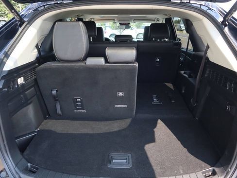 Used 2024 MAZDA CX-90 Plug-In Hybrid w/ Preferred AWD/4WD image 33