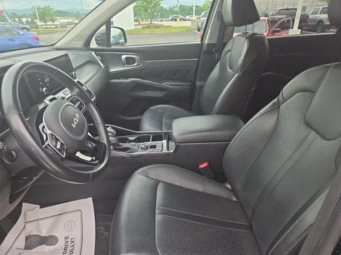 Used 2022 Kia Sorento SX AWD/4WD image 17