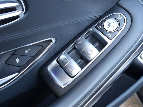 Used 2017 Mercedes-Benz S 63 AMG 4MATIC Cabriolet image 13