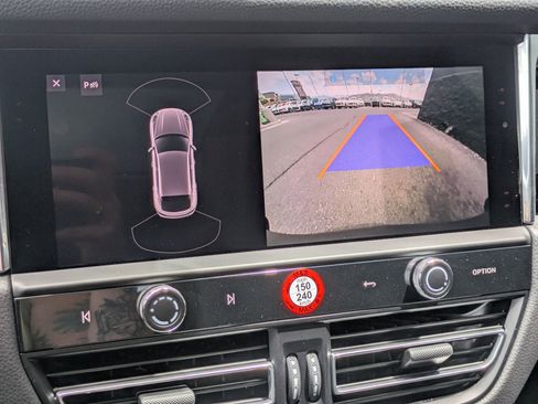 New 2025 Porsche Macan image 18