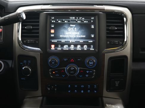 Used 2017 RAM 2500 Laramie w/ Sport Appearance Group AWD/4WD image 17