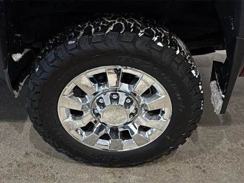 Used 2019 GMC Sierra 2500 Denali w/ Duramax Plus Package image 10