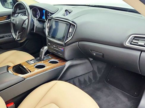 Used 2019 Maserati Ghibli S image 28