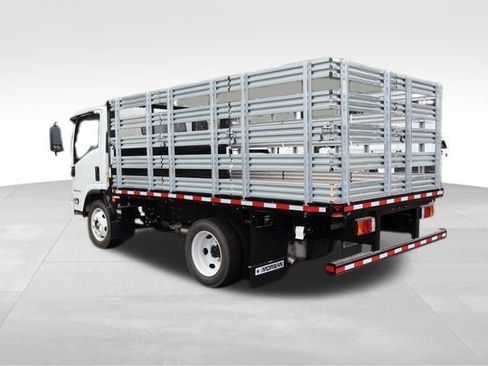 New 2025 Chevrolet Low Cab Forward image 4