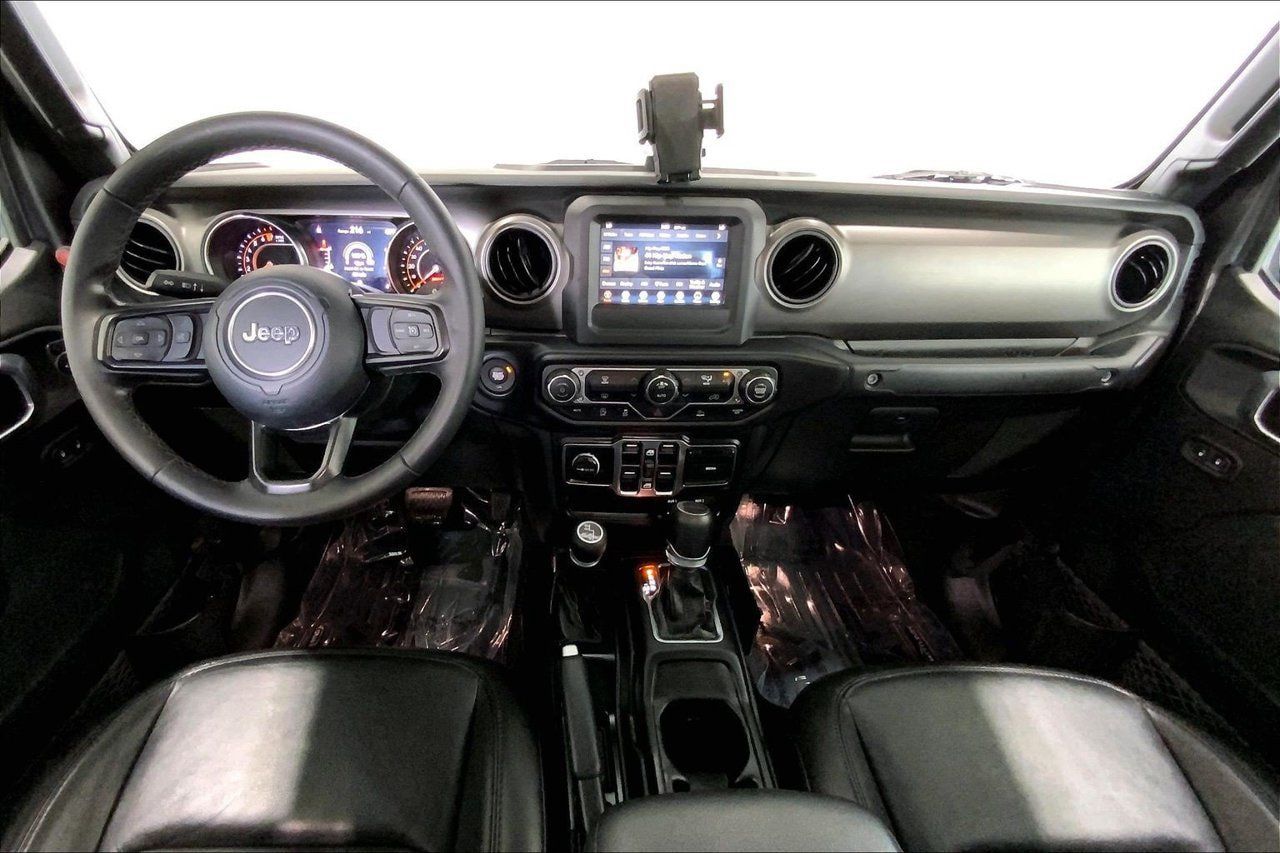 Used 2022 Jeep Gladiator Sport AWD/4WD image 15