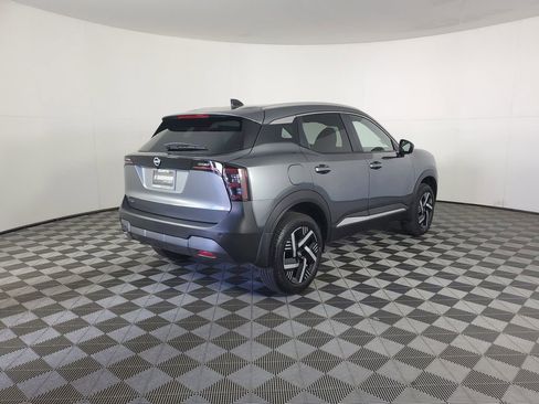 New 2026 Nissan Kicks SV image 4