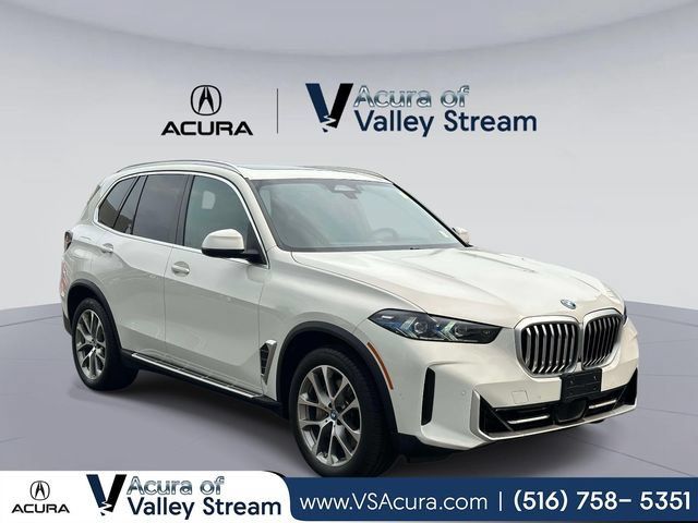 Used 2025 BMW X5 xDrive50e AWD/4WD image 1