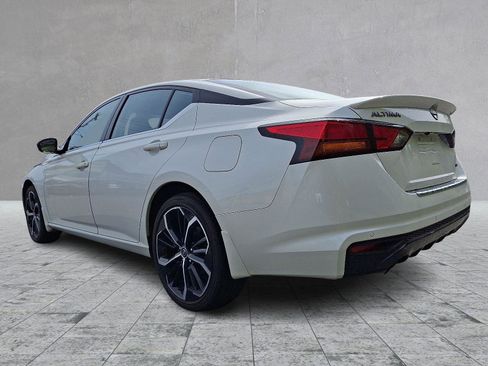 Used 2023 Nissan Altima 2.5 SR image 4