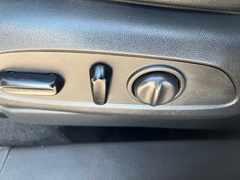 Used 2021 Buick Encore GX Preferred w/ Cold Weather Comfort Package FWD image 23