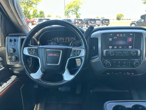 Used 2015 GMC Sierra 2500 SLE AWD/4WD image 3