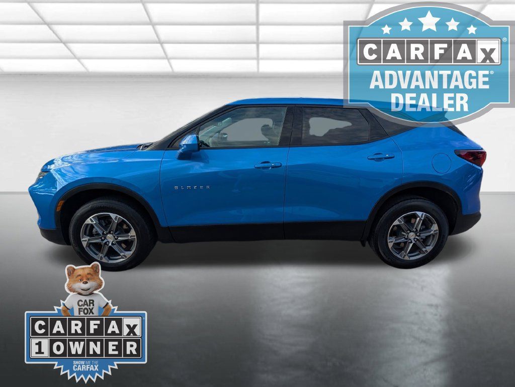 Used 2025 Chevrolet Blazer LT FWD image 24
