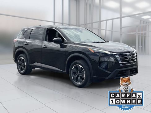 Used 2025 Nissan Rogue SV AWD/4WD image 8